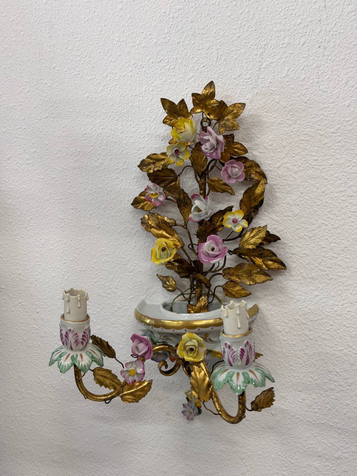 Pair of 1920s Porcelain Antique European Sconces Capodimonte