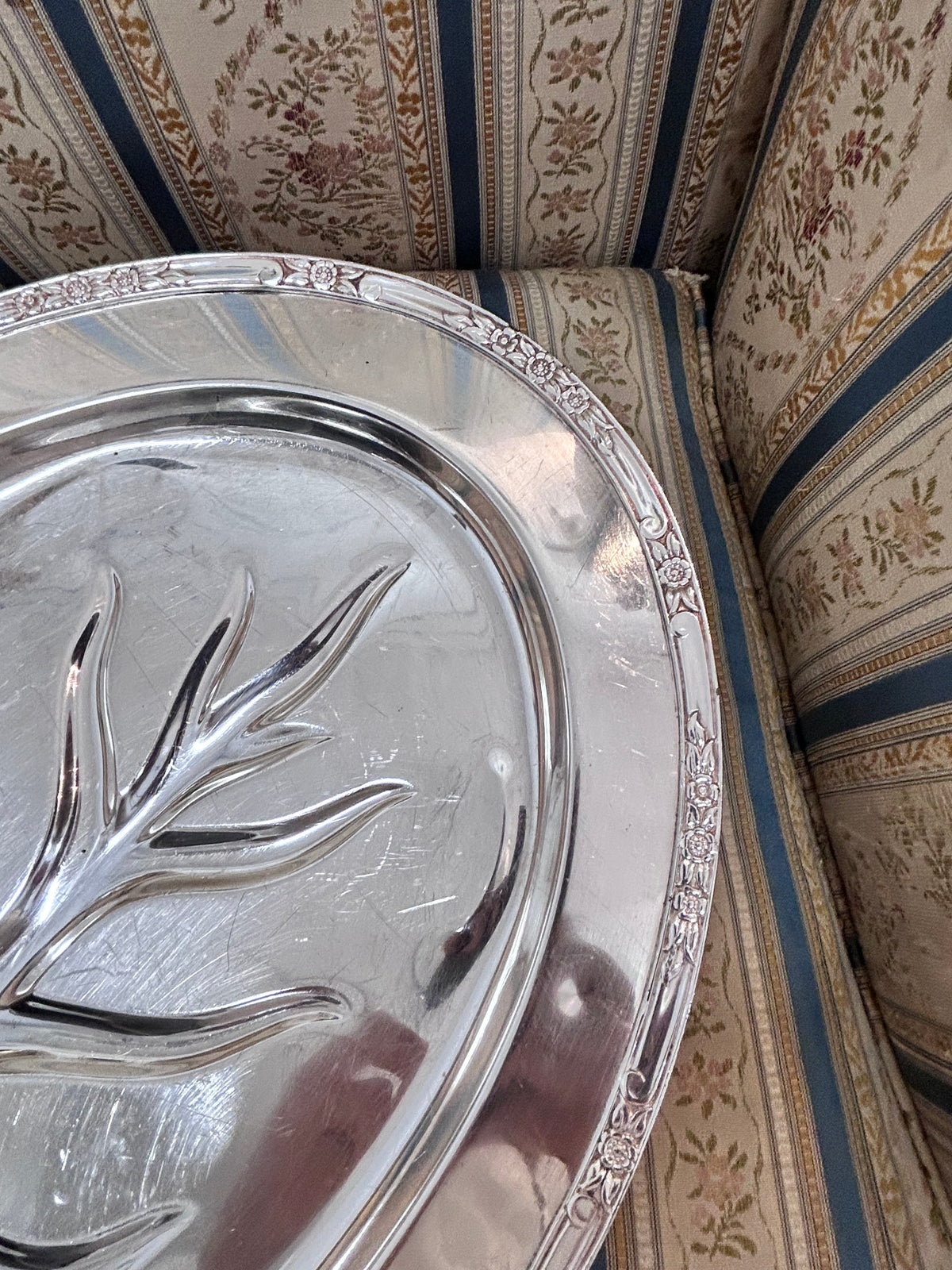 Vintage Rogers Brothers Silverplate Tree Meat Tray Footed | Floral Rim