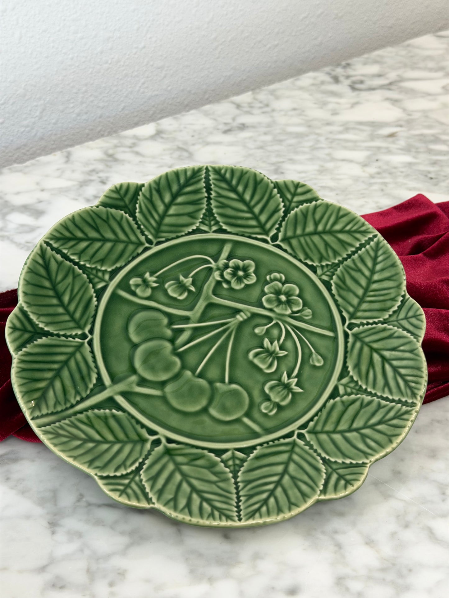 Bordallo Vintage Cherry Plate