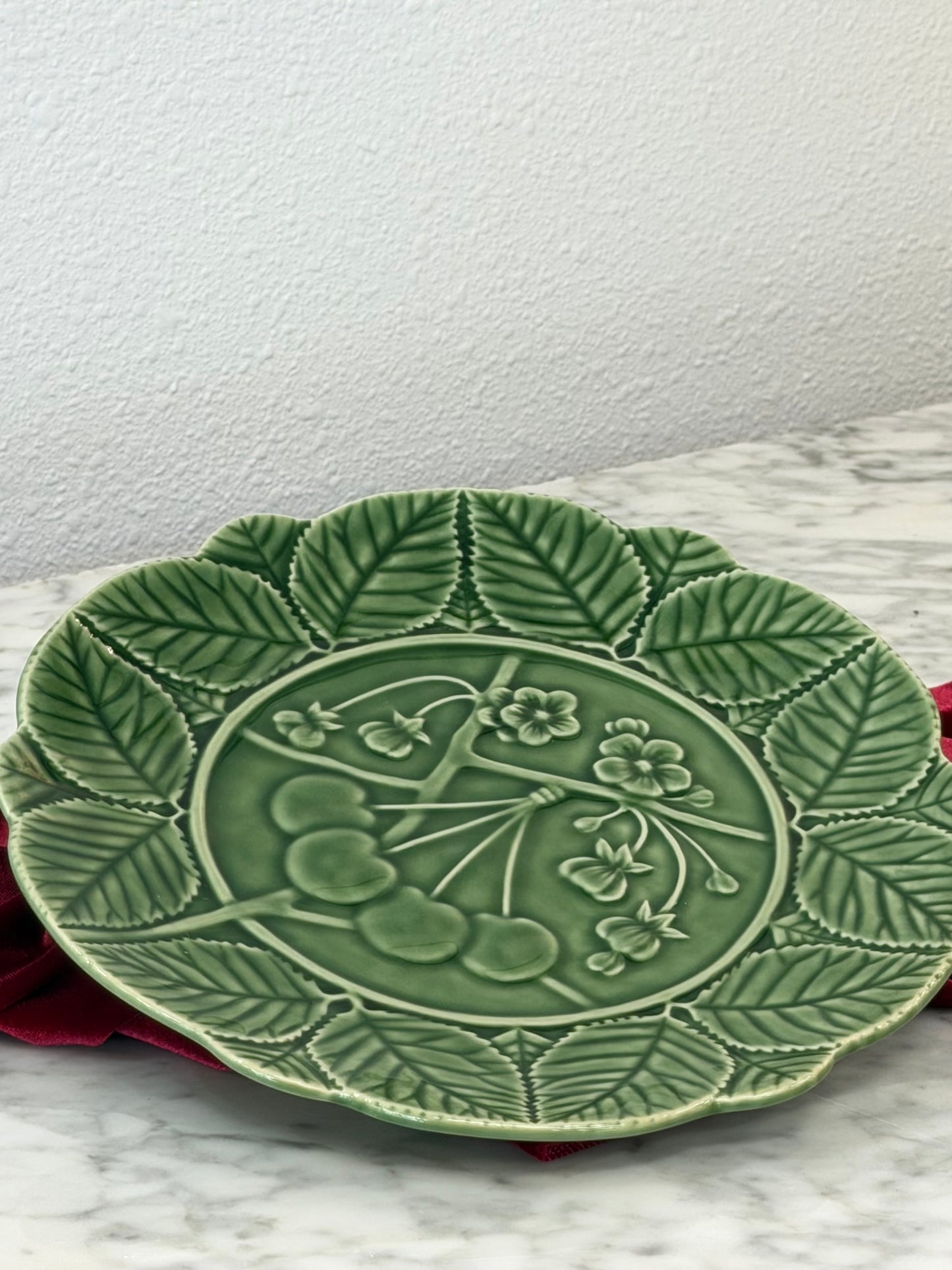 Bordallo Vintage Cherry Plate