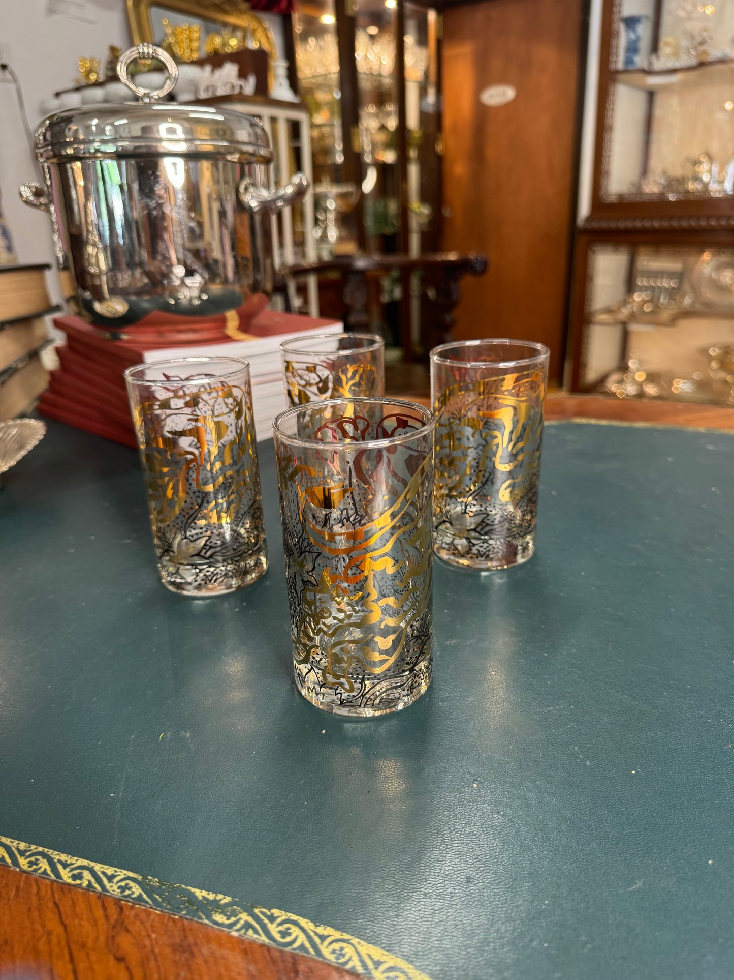 Set of 4 Mid-Century Modern Georges Briard Glasses