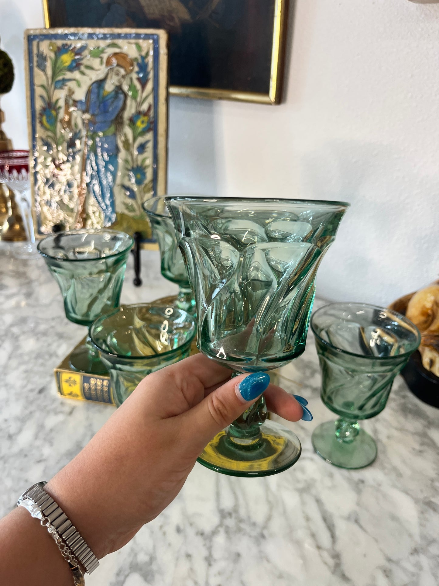 Set of 6 Fostoria Jamestown Green Swirl footed glasses 5"