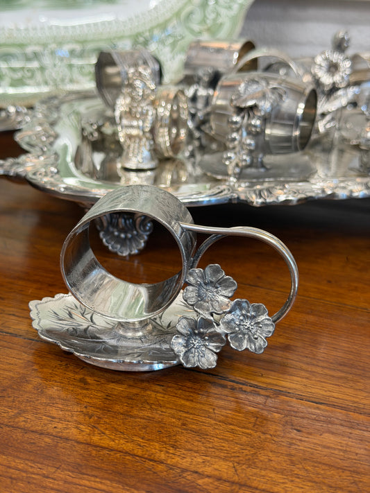 Antique Victorian Silverplate Napkin Ring | Flowers