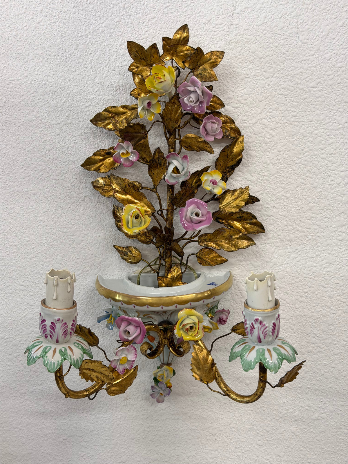 Pair of 1920s Porcelain Antique European Sconces Capodimonte
