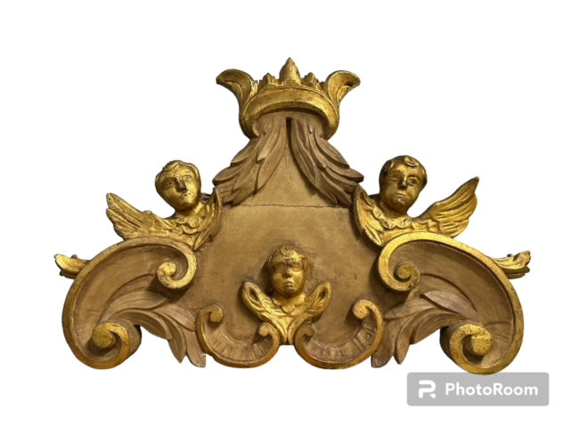 Italian Architectual Parcel Gilt Puti Mask Crest